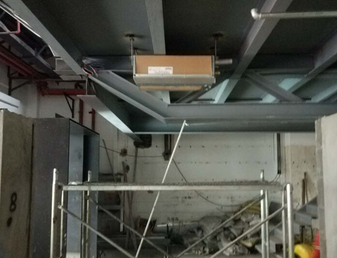 ������{�����OӋ